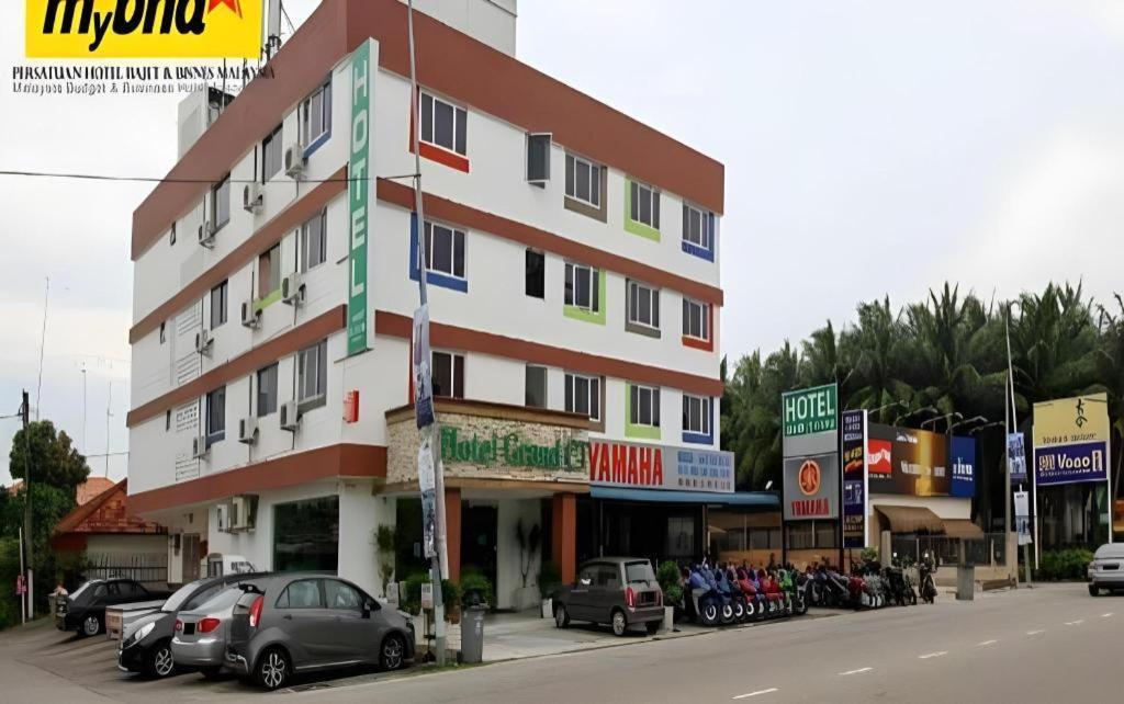 Grand Ct Hotel Malacca Exteriör bild