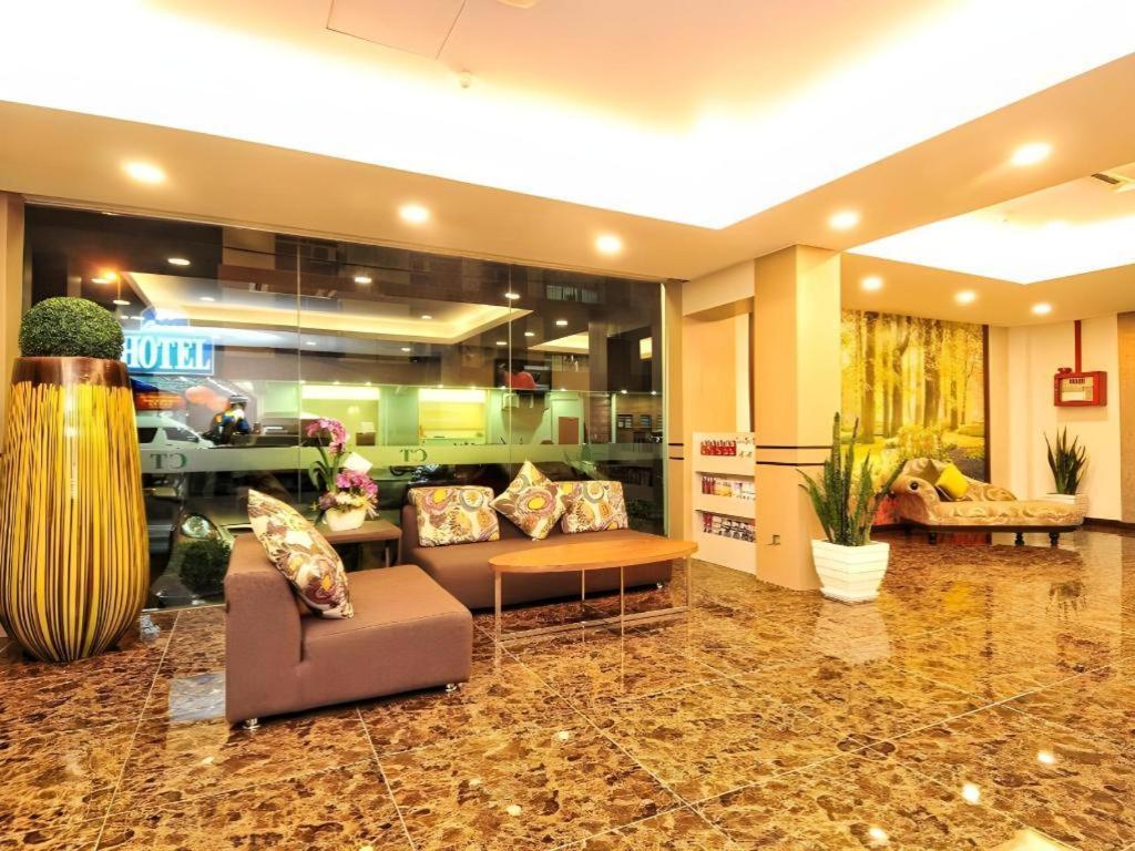 Grand Ct Hotel Malacca Exteriör bild